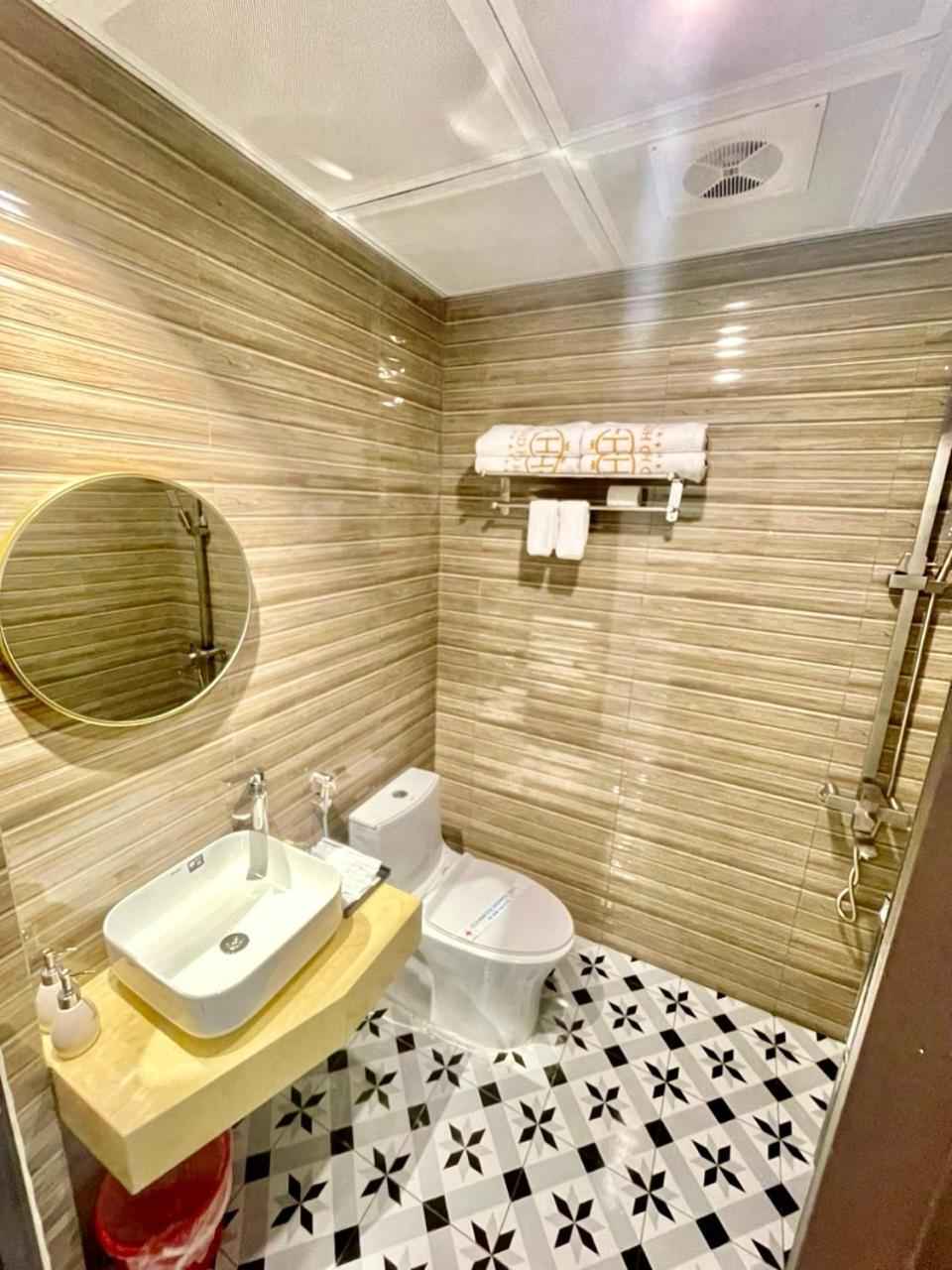 Grand Ha Noi Hotel Hanoi Exterior photo